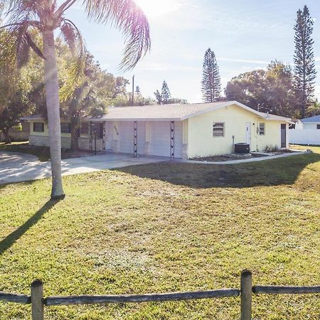 New York Avenue Rancher Sarasota Exterior photo